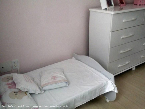 Imagem Casa com 3 Quartos à Venda, 156 m² em Campo Limpo - São Paulo