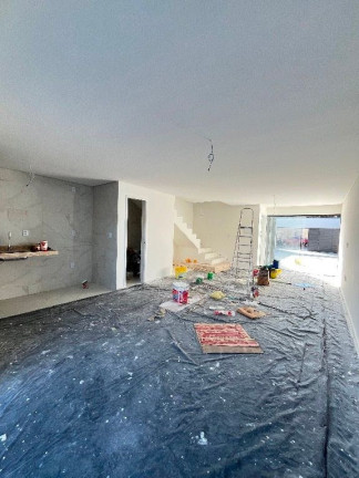 Imagem Casa com 3 Quartos à Venda, 141 m² em Maraponga - Fortaleza Imagem Casa com 3 Quartos à Venda, 141 m² em Maraponga - Fortaleza