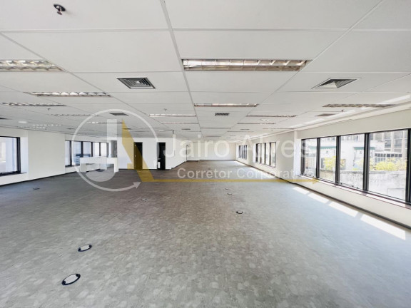 Imóvel Comercial para Alugar, 262 m² em Cerqueira César - São Paulo