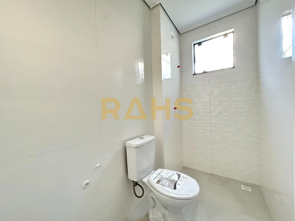 Imagem Apartamento com 2 Quartos à Venda, 62 m² em Costa E Silva - Joinville