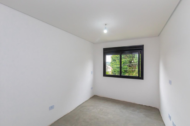Imagem Casa com 3 Quartos à Venda, 142 m² em Vista Alegre - Curitiba Imagem Casa com 3 Quartos à Venda, 142 m² em Vista Alegre - Curitiba