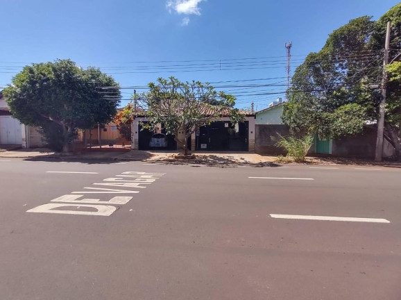 Imagem Casa com 3 Quartos à Venda, 204 m² em Centro - Campo Grande