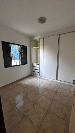Imagem Sobrado com 4 Quartos à Venda, 218 m² em Vila Areao - Taubaté Imagem Sobrado com 4 Quartos à Venda, 218 m² em Vila Areao - Taubaté