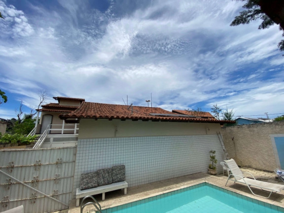 Imagem Casa com 6 Quartos à Venda, 450 m² em Jardim Excelsior - Cabo Frio Imagem Casa com 6 Quartos à Venda, 450 m² em Jardim Excelsior - Cabo Frio