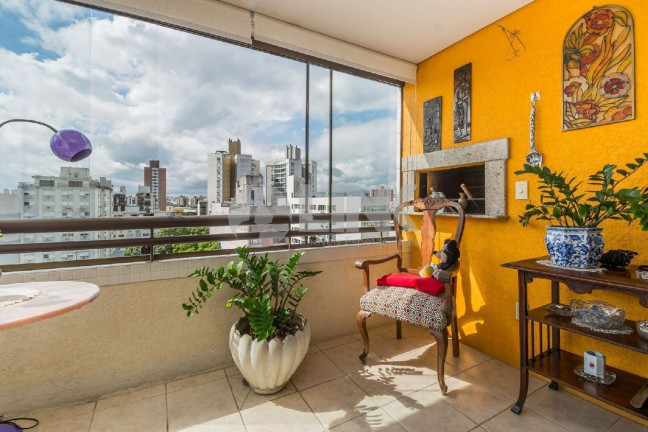 Imagem Apartamento com 3 Quartos à Venda, 100 m² em Menino Deus - Porto Alegre Imagem Apartamento com 3 Quartos à Venda, 100 m² em Menino Deus - Porto Alegre