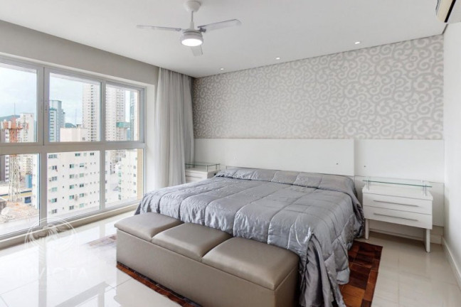 Imagem Cobertura com 4 Quartos à Venda, 340 m² em Centro - Balneário Camboriú