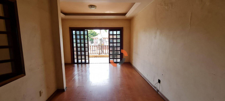 Imagem Casa com 4 Quartos à Venda, 452 m² em Cerâmica - Nova Iguaçu