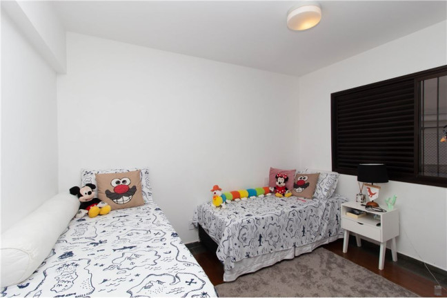 Imagem Apartamento com 3 Quartos à Venda, 143 m² em Moema - São Paulo Imagem Apartamento com 3 Quartos à Venda, 143 m² em Moema - São Paulo