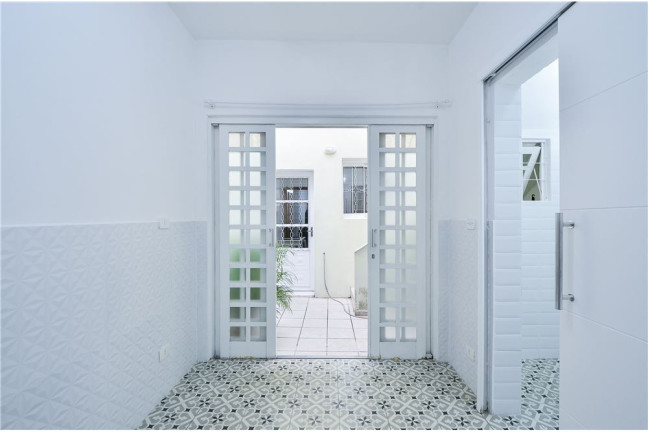 Imagem Casa com 2 Quartos à Venda, em Granja Julieta - São Paulo Imagem Casa com 2 Quartos à Venda, em Granja Julieta - São Paulo