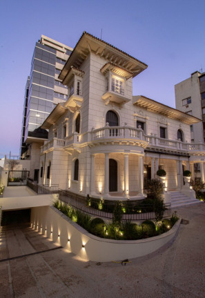 Imagem Imóvel com 2 Quartos à Venda, 85 m² em Moinhos De Vento - Porto Alegre Imagem Imóvel com 2 Quartos à Venda, 85 m² em Moinhos De Vento - Porto Alegre