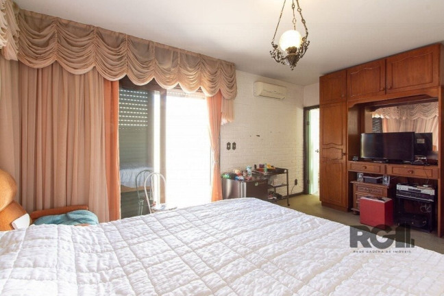 Imagem Casa com 3 Quartos à Venda, em Santa Tereza - Porto Alegre Imagem Casa com 3 Quartos à Venda, em Santa Tereza - Porto Alegre