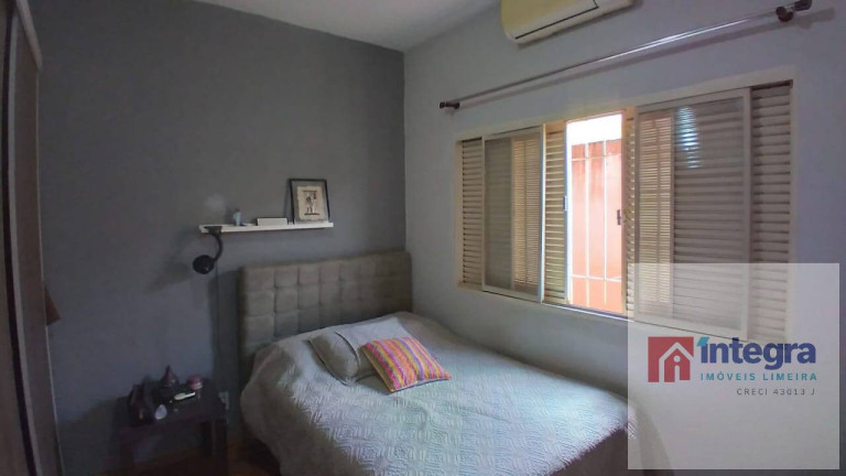 Imagem Casa com 3 Quartos à Venda, 235 m² em Vila Cristóvam - Limeira Imagem Casa com 3 Quartos à Venda, 235 m² em Vila Cristóvam - Limeira