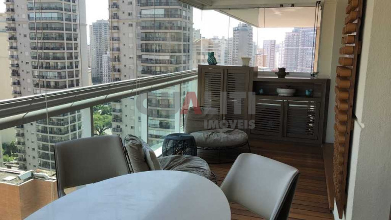 Imagem Apartamento com 3 Quartos à Venda, 163 m² em Moema - São Paulo Imagem Apartamento com 3 Quartos à Venda, 163 m² em Moema - São Paulo