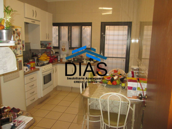 Imagem Casa com 3 Quartos à Venda, 196 m² em Vila Furlan - Araraquara Imagem Casa com 3 Quartos à Venda, 196 m² em Vila Furlan - Araraquara