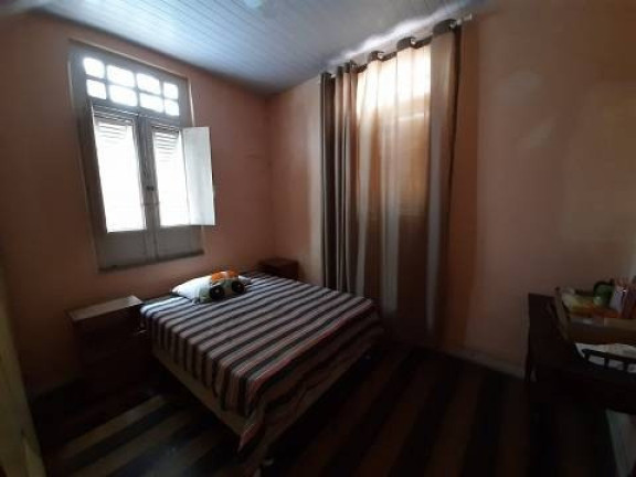 Imagem Casa com 4 Quartos à Venda, em Barra - Salvador Imagem Casa com 4 Quartos à Venda, em Barra - Salvador