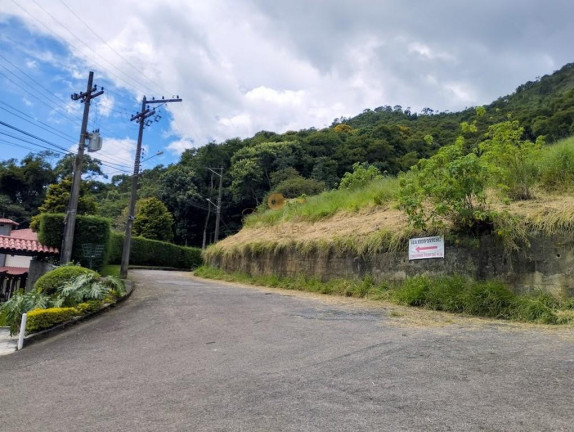 Imagem Terreno à Venda, 752 m² em Iucas - Teresópolis Imagem Terreno à Venda, 752 m² em Iucas - Teresópolis