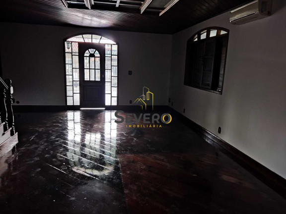 Imagem Casa com 4 Quartos à Venda, 500 m² em Centro - São Gonçalo