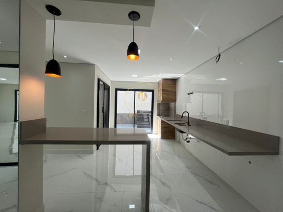 Imagem Casa com 4 Quartos à Venda, 245 m² em Jardim Das Cerejeiras - Arujá Imagem Casa com 4 Quartos à Venda, 245 m² em Jardim Das Cerejeiras - Arujá