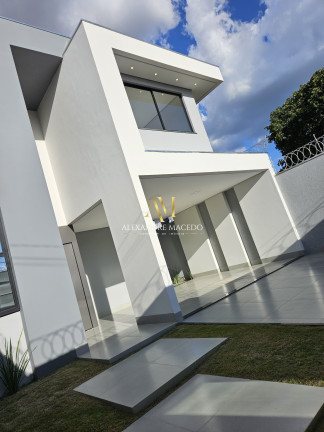 Imagem Casa com 4 Quartos à Venda, 300 m² em Morada Da Serra - Montes Claros Imagem Casa com 4 Quartos à Venda, 300 m² em Morada Da Serra - Montes Claros