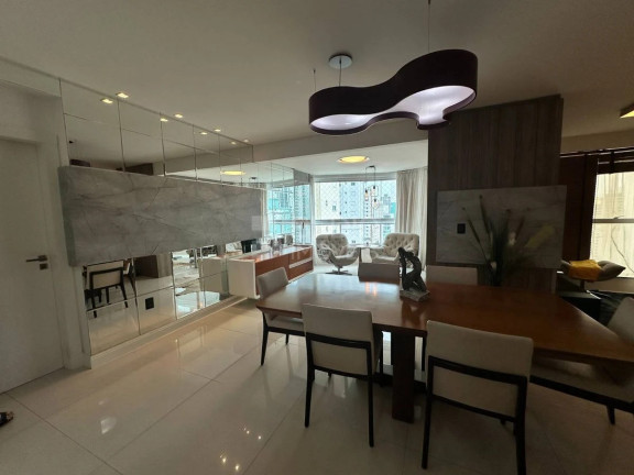 Imagem Apartamento com 4 Quartos à Venda, 137 m² em Centro - Balneário Camboriú Imagem Apartamento com 4 Quartos à Venda, 137 m² em Centro - Balneário Camboriú
