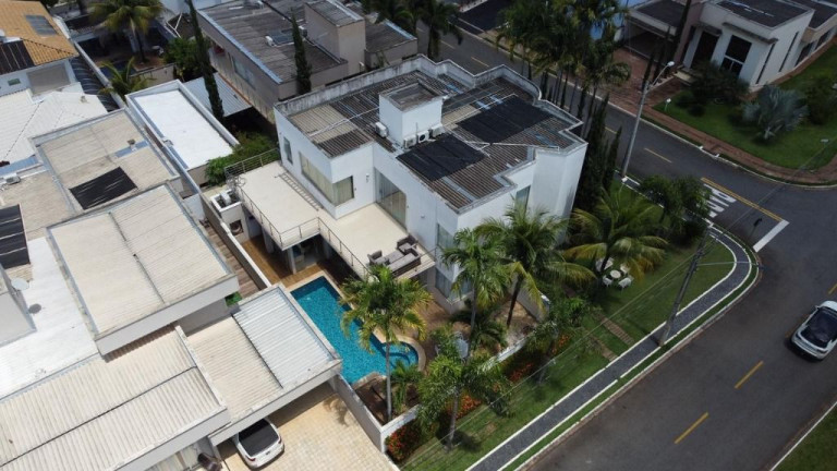 Imagem Sobrado com 4 Quartos à Venda ou Locação, 330 m² em Condomínio Do Lago - Goiânia Imagem Sobrado com 4 Quartos à Venda ou Locação, 330 m² em Condomínio Do Lago - Goiânia
