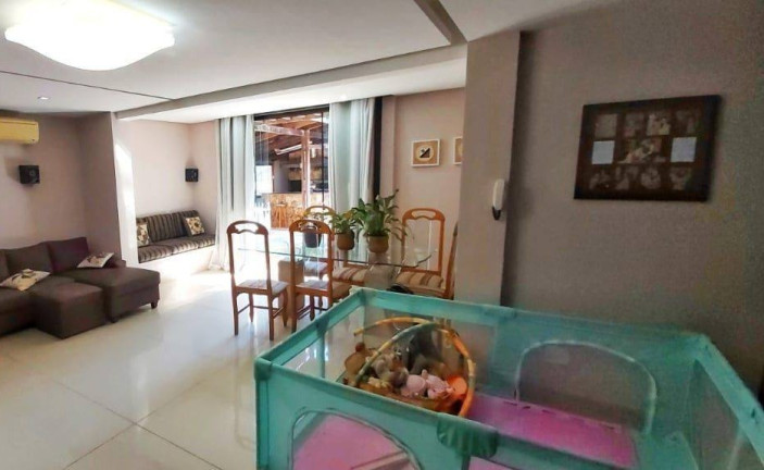 Imagem Casa com 5 Quartos à Venda, 1.000 m² em Fradinhos - Vitória Imagem Casa com 5 Quartos à Venda, 1.000 m² em Fradinhos - Vitória