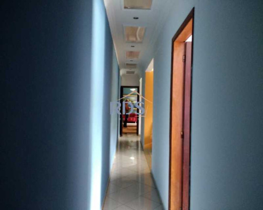 Imagem Casa com 4 Quartos à Venda, 300 m² em Vila Appia Antica - Carapicuíba Imagem Casa com 4 Quartos à Venda, 300 m² em Vila Appia Antica - Carapicuíba