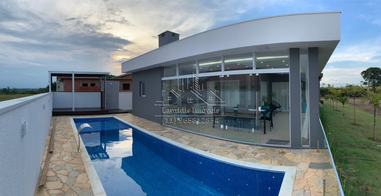 Imagem Imóvel com 3 Quartos à Venda, 153 m² em Ninho Verde - Porangaba