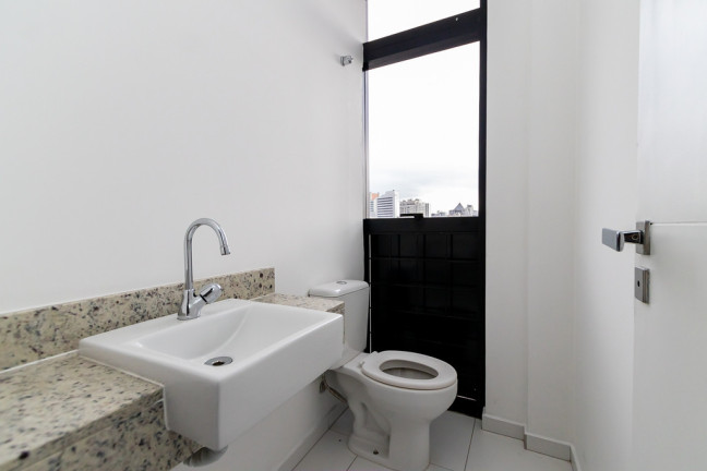 Imagem Sala Comercial à Venda, 212 m² em Batel - Curitiba