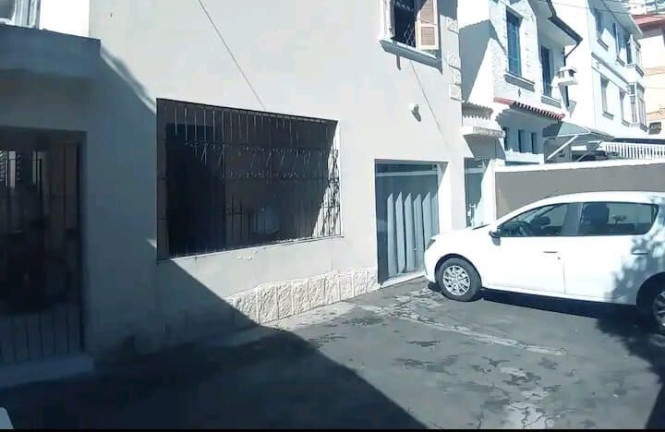 Imagem Casa com 4 Quartos à Venda, 240 m² em Pompéia - Santos
