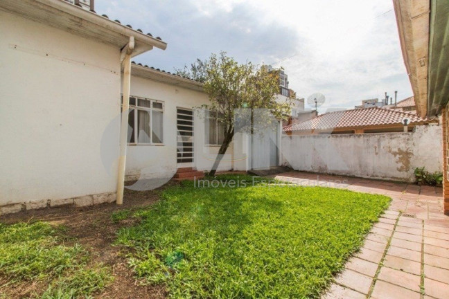 Imagem Terreno à Venda, 300 m² em Boa Vista - Porto Alegre
