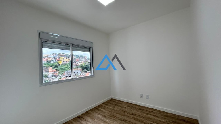 Imagem Apartamento com 3 Quartos à Venda, 62 m² em Serpa - Caieiras