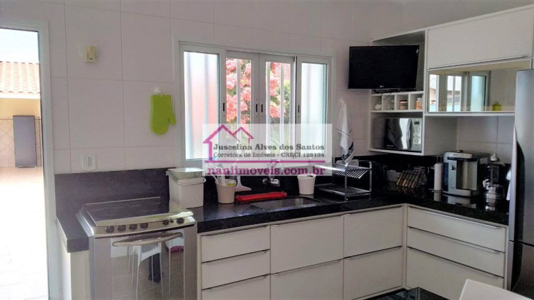 Imagem Casa com 3 Quartos à Venda, 214 m² em Parque Balneário Poiares - Caraguatatuba Imagem Casa com 3 Quartos à Venda, 214 m² em Parque Balneário Poiares - Caraguatatuba