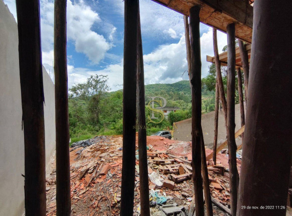 Imagem Casa com 3 Quartos à Venda, 159 m² em Corumbá - Mairiporã Imagem Casa com 3 Quartos à Venda, 159 m² em Corumbá - Mairiporã
