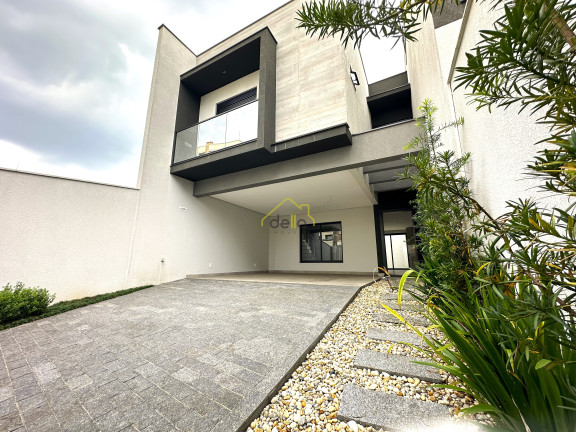 Casa com 3 Quartos à Venda, 153 m² em América - Joinville