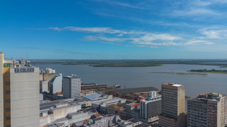 Imagem Terreno à Venda,  em Centro Histórico - Porto Alegre