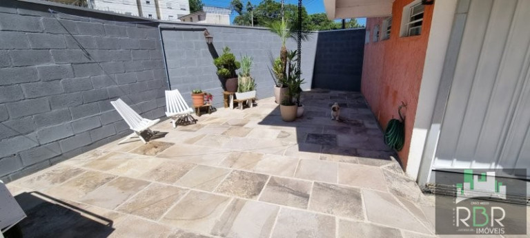 Imagem Casa com 2 Quartos à Venda, 81 m² em Caxias Do Sul Imagem Casa com 2 Quartos à Venda, 81 m² em Caxias Do Sul