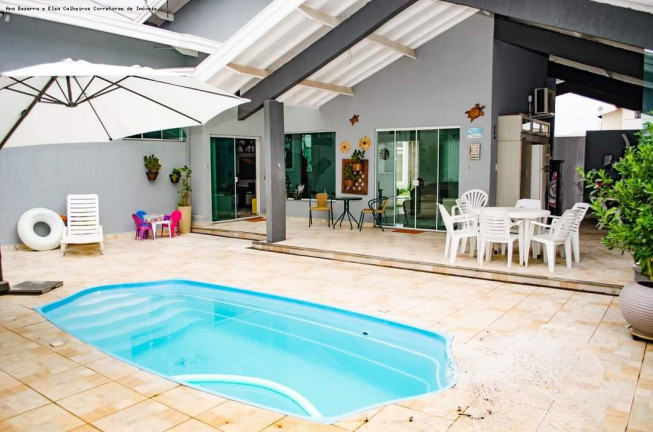 Imagem Casa com 3 Quartos à Venda, 271 m² em Piracangaguá - Taubaté Imagem Casa com 3 Quartos à Venda, 271 m² em Piracangaguá - Taubaté