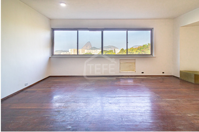 Imagem Cobertura com 4 Quartos à Venda, 270 m² em Laranjeiras - Rio De Janeiro Imagem Cobertura com 4 Quartos à Venda, 270 m² em Laranjeiras - Rio De Janeiro