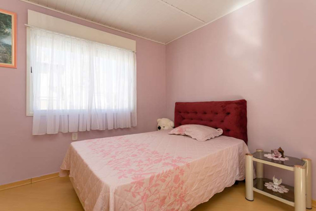Imagem Imóvel com 2 Quartos à Venda,  em Passo Da Areia - Porto Alegre