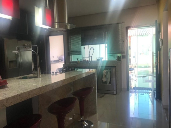Imagem Casa com 4 Quartos à Venda, 500 m² em Vicente Pires - Vicente Pires Imagem Casa com 4 Quartos à Venda, 500 m² em Vicente Pires - Vicente Pires