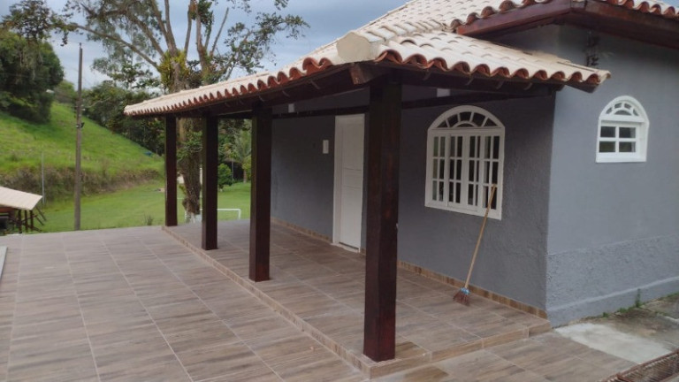 Imagem Imóvel com 4 Quartos à Venda, 2 m² em Tanguá - Tanguá Imagem Imóvel com 4 Quartos à Venda, 2 m² em Tanguá - Tanguá