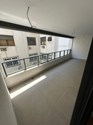 Imagem Apartamento com 4 Quartos à Venda, 232 m² em Leblon - Rio De Janeiro Imagem Apartamento com 4 Quartos à Venda, 232 m² em Leblon - Rio De Janeiro