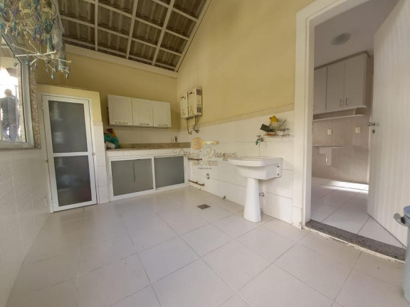Imagem Casa com 4 Quartos à Venda, 232 m² em Tijuca - Teresópolis Imagem Casa com 4 Quartos à Venda, 232 m² em Tijuca - Teresópolis