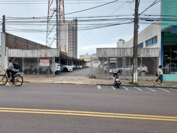 Imagem Terreno à Venda, 675 m² em Centro - Arapongas Imagem Terreno à Venda, 675 m² em Centro - Arapongas