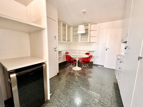 Imagem Imóvel com 3 Quartos à Venda, 150 m² em Moema - São Paulo