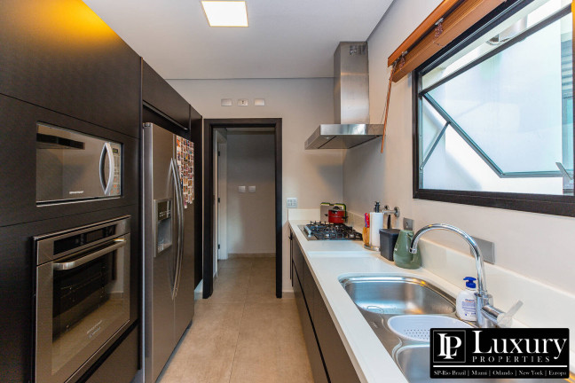 Imagem Apartamento com 2 Quartos à Venda, 257 m² em Moema - São Paulo