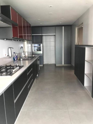 Imagem Apartamento com 3 Quartos para Alugar, 212 m² em Tamboré - Santana De Parnaíba