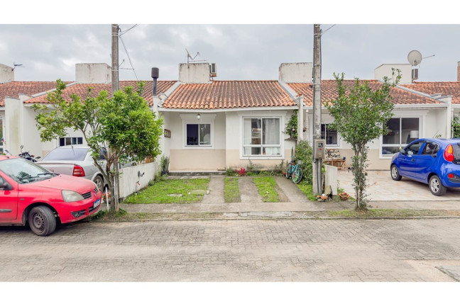 Imagem Casa com 2 Quartos à Venda, 55 m² em Restinga - Porto Alegre Imagem Casa com 2 Quartos à Venda, 55 m² em Restinga - Porto Alegre