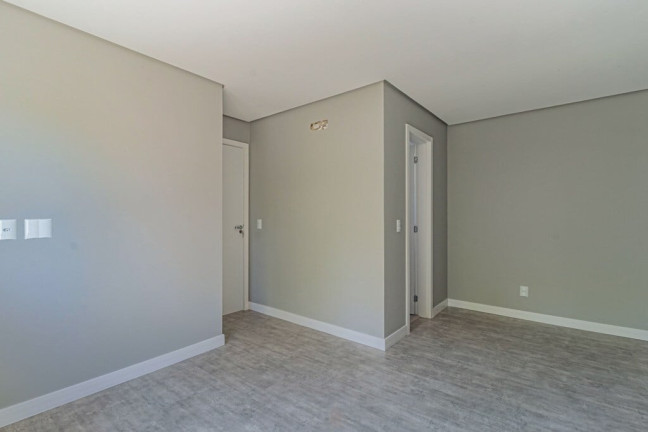 Imagem Imóvel com 2 Quartos à Venda, 81 m² em Petrópolis - Porto Alegre
